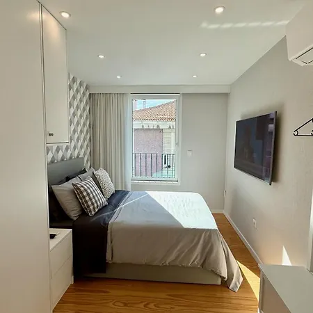 Elegant 1br Free Parking Near Metro And Dom Luis I Apartment Vila Nova de Gaia
