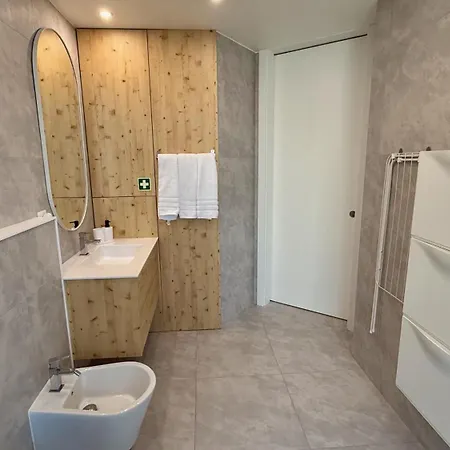 Elegant 1br Free Parking Near Metro And Dom Luis I * Vila Nova de Gaia